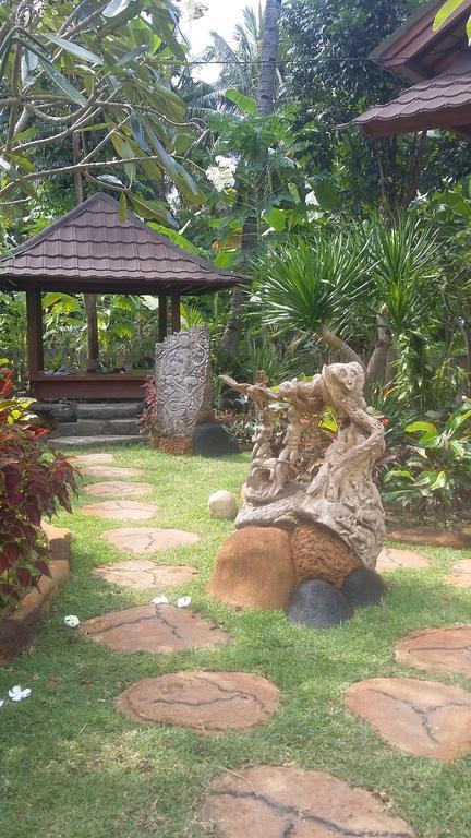 Khoo Villa Senggigi Bagian luar foto