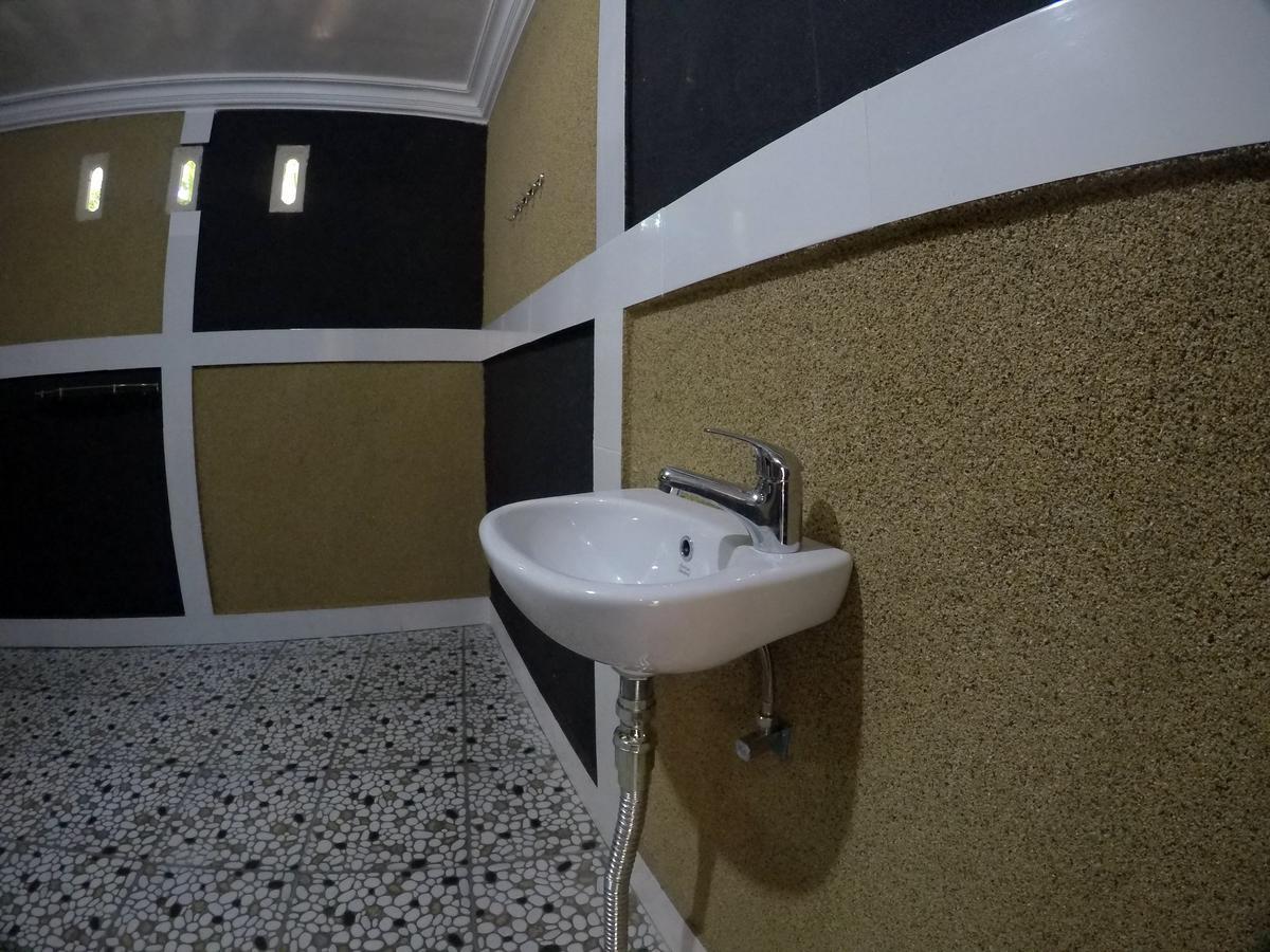 Khoo Villa Senggigi Bagian luar foto